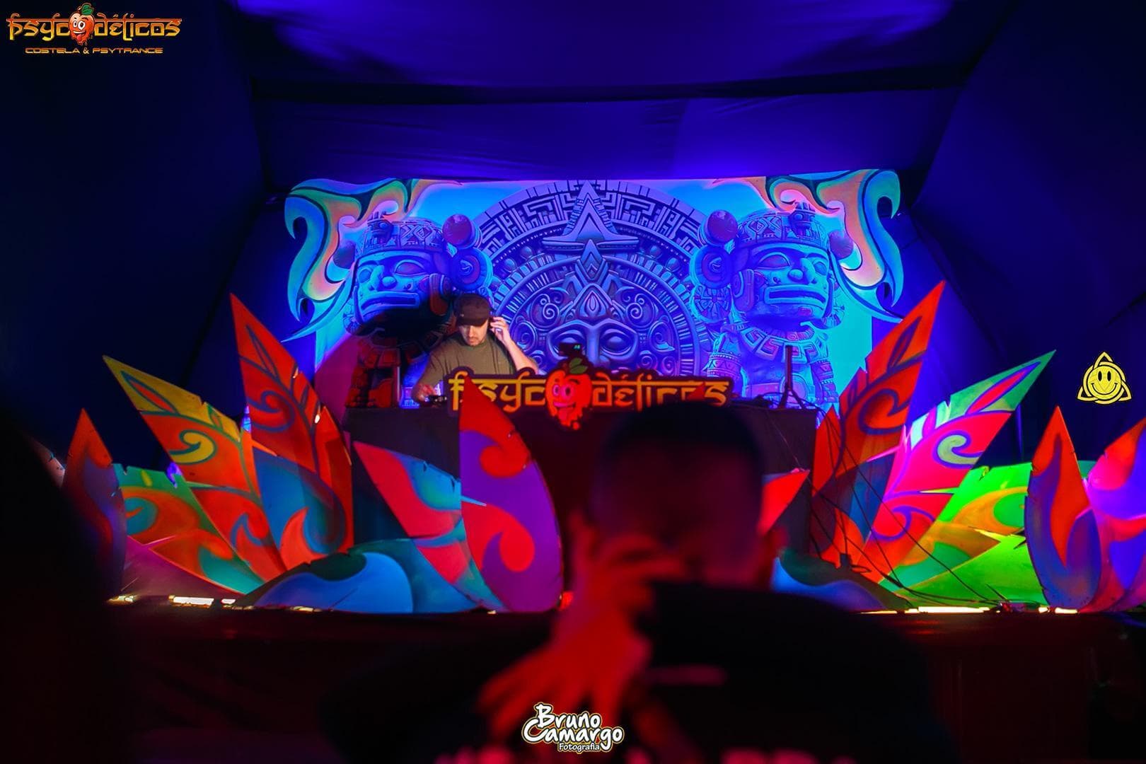 Psycodelicos portal lighting detail